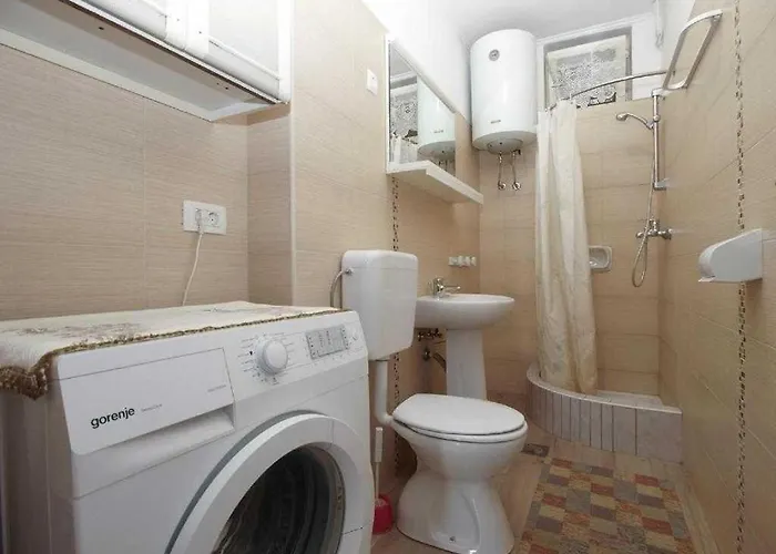 In With Terrace, Air Conditioning, W-lan, Washing Machine 633-6 * פולה