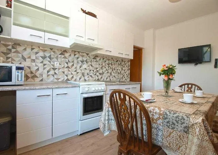 In With Terrace, Air Conditioning, W-lan, Washing Machine 633-6