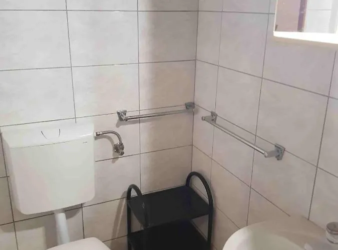 In With Terrace, Air Conditioning, W-lan, Washing Machine 633-6 Apartment